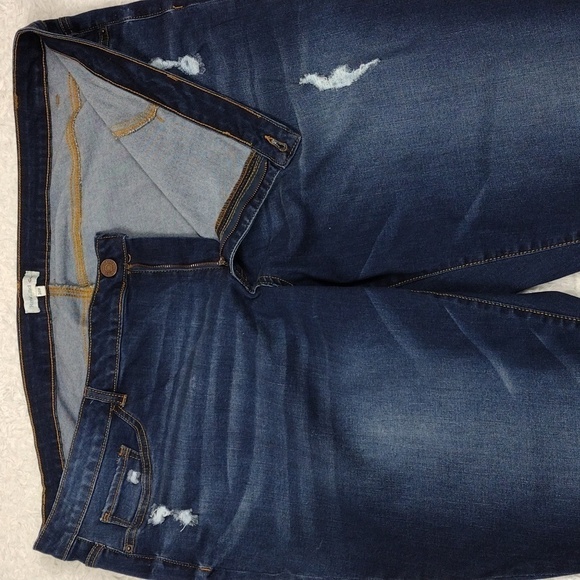 Rewind Blue Whiskering Distress Dark Wash Five Pocket High Rise Skinny Leg Jean - Picture 6 of 13